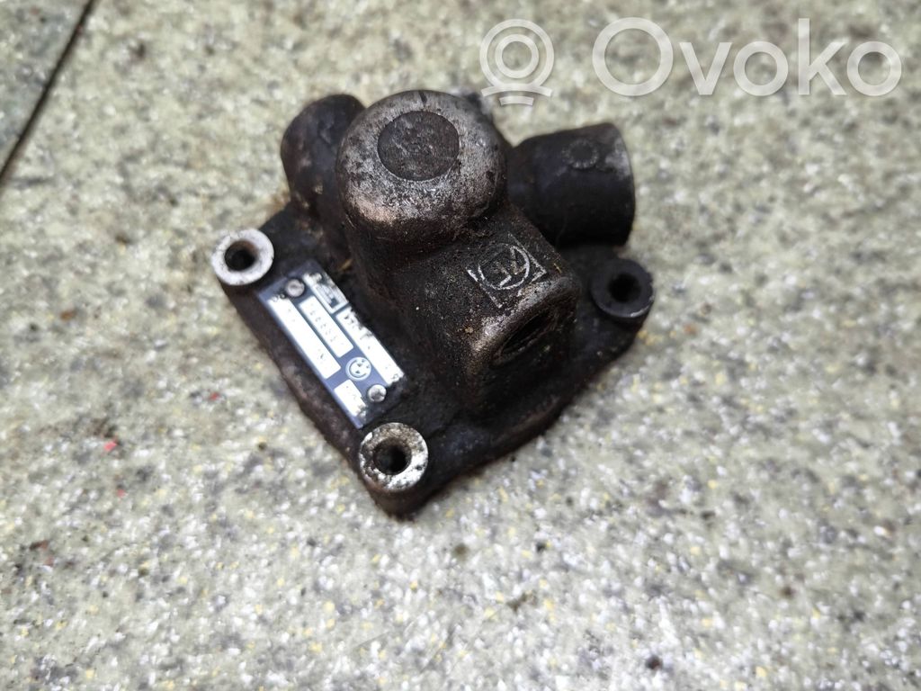 BMW 5 E39 Ohjaustehostimen pumppu 