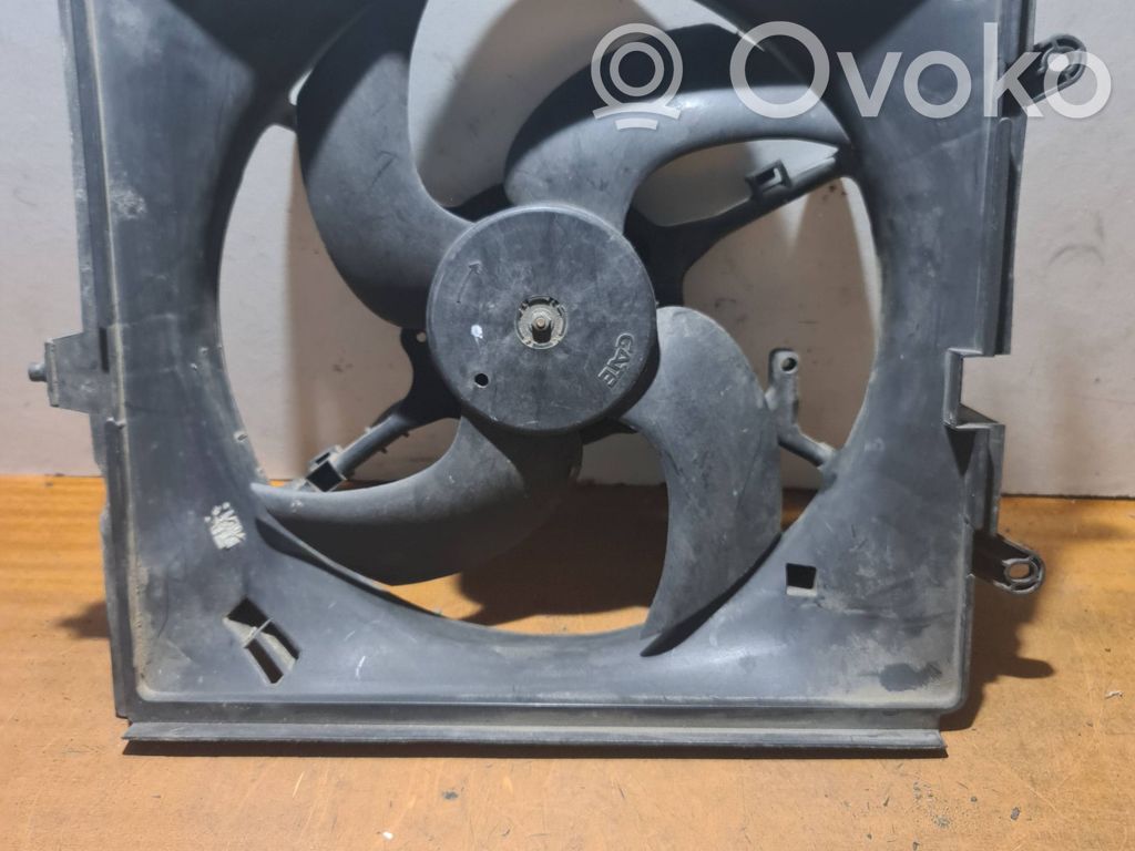 Mitsubishi Space Star Ventilator electric răcire radiator 