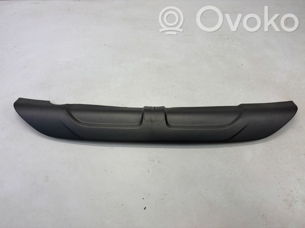 Hyundai i20 Active Apdailinė galinio bamperio juosta 