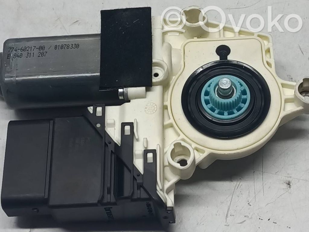 Seat Altea Silniczek podnoszenia szyby drzwi tylnych 