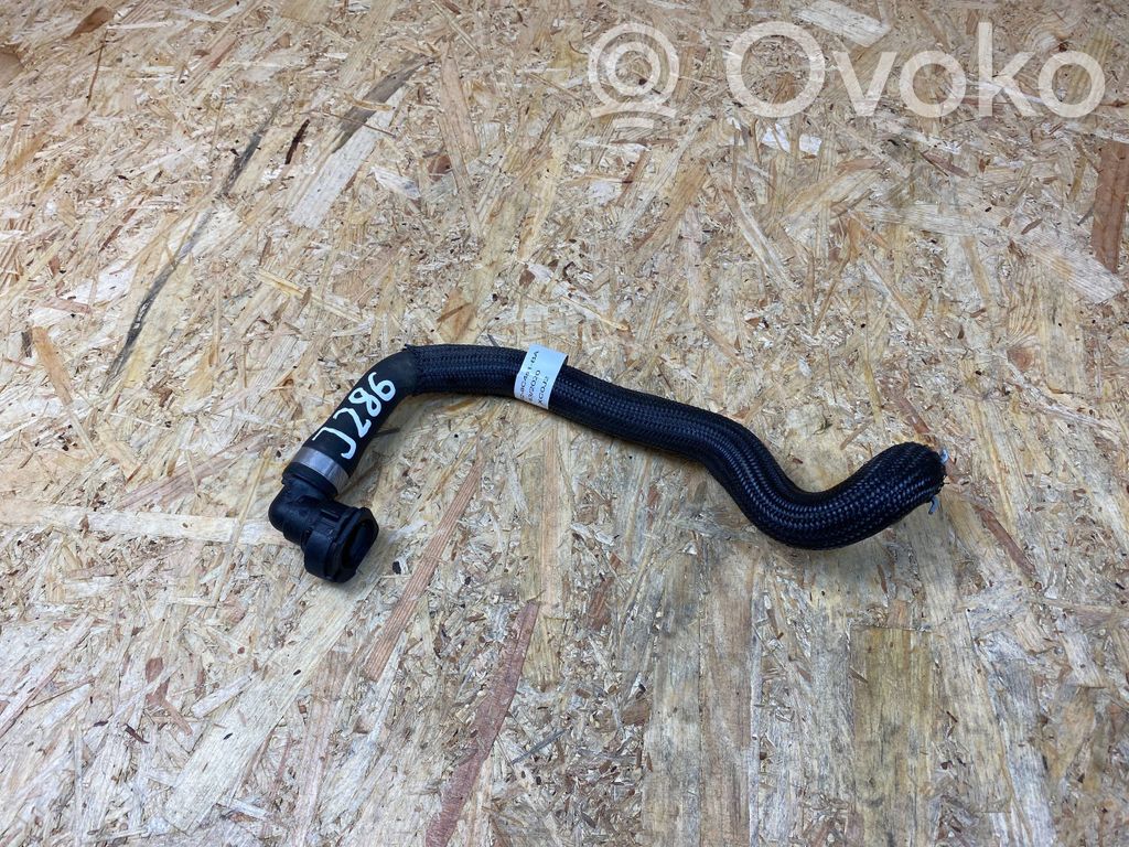 Land Rover Evoque II Tubo flessibile del liquido di raffreddamento del motore 