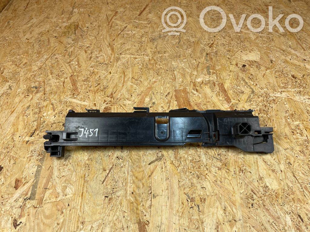 BMW X5 E70 Radiator support slam panel bracket 