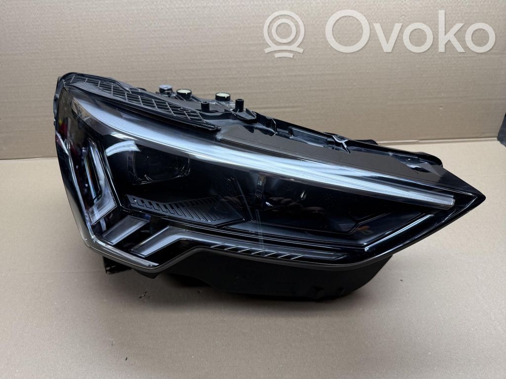 Audi Q3 F3 Scheinwerfer 