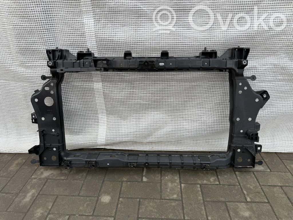 Nissan Juke II F16 Radiatorių panelė 
