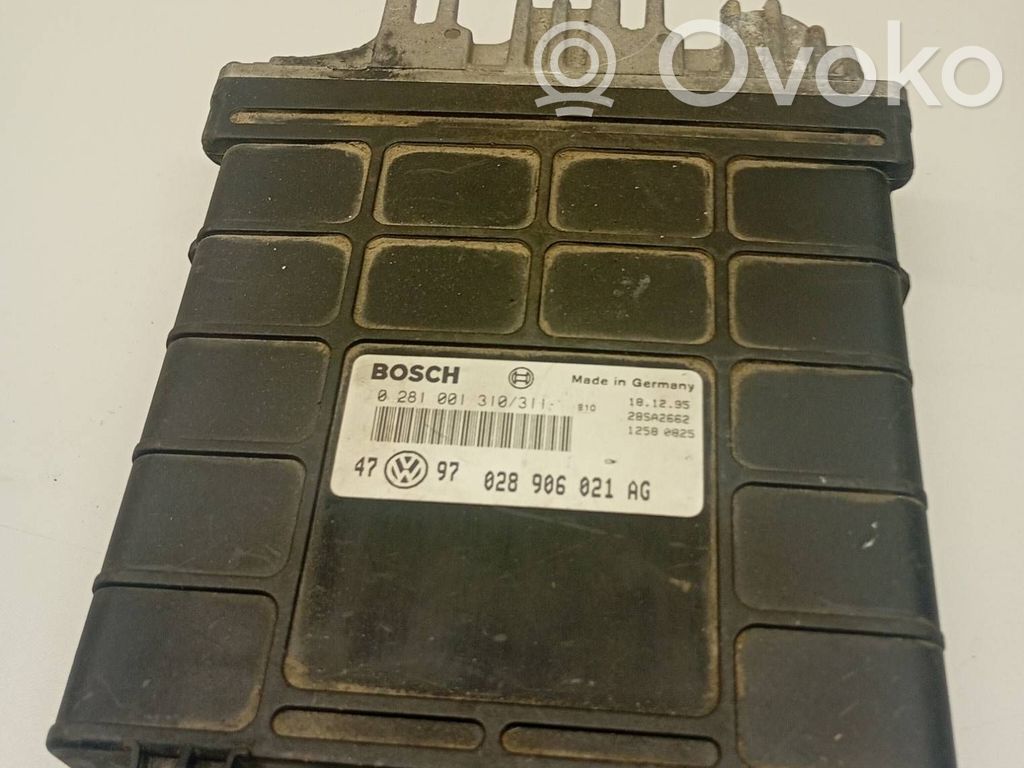 Volkswagen Golf III Engine control unit/module 