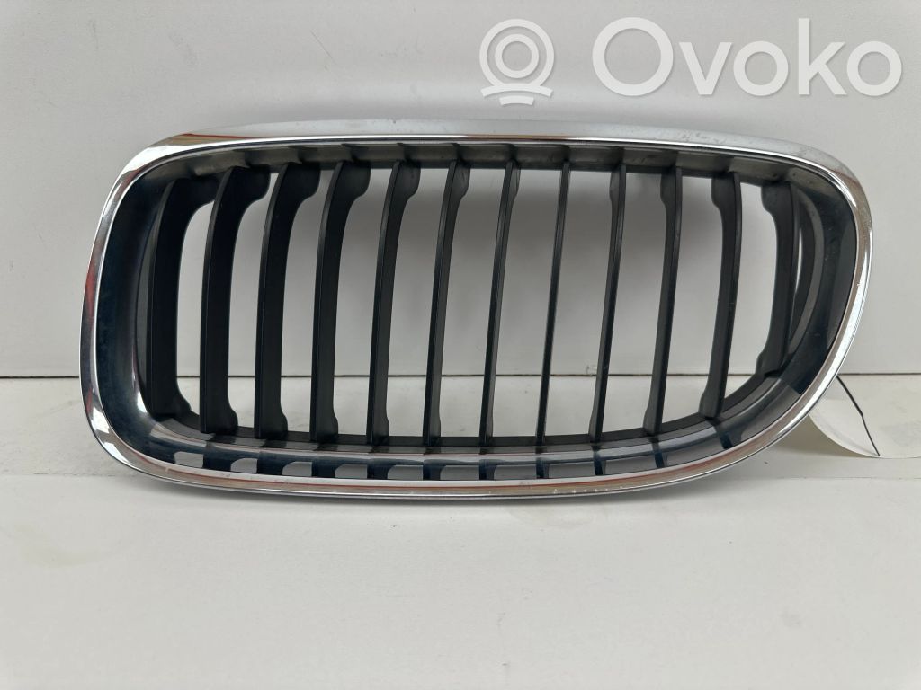 BMW 3 E90 E91 Front bumper upper radiator grill 