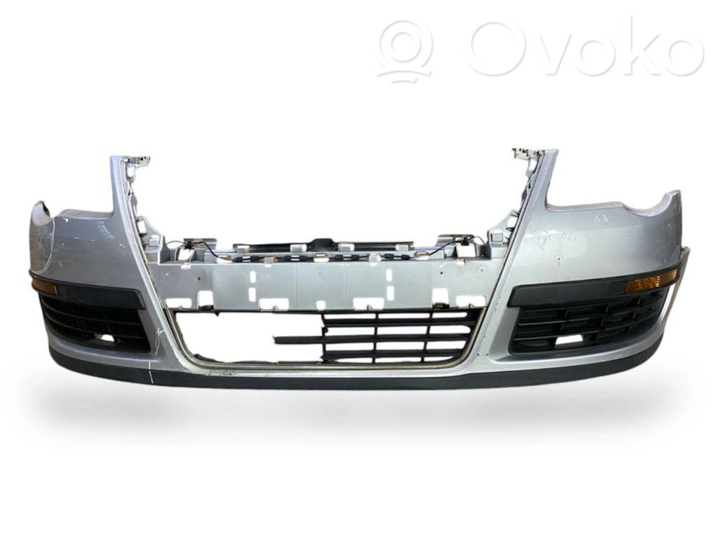 Volkswagen PASSAT B6 Parachoques delantero 