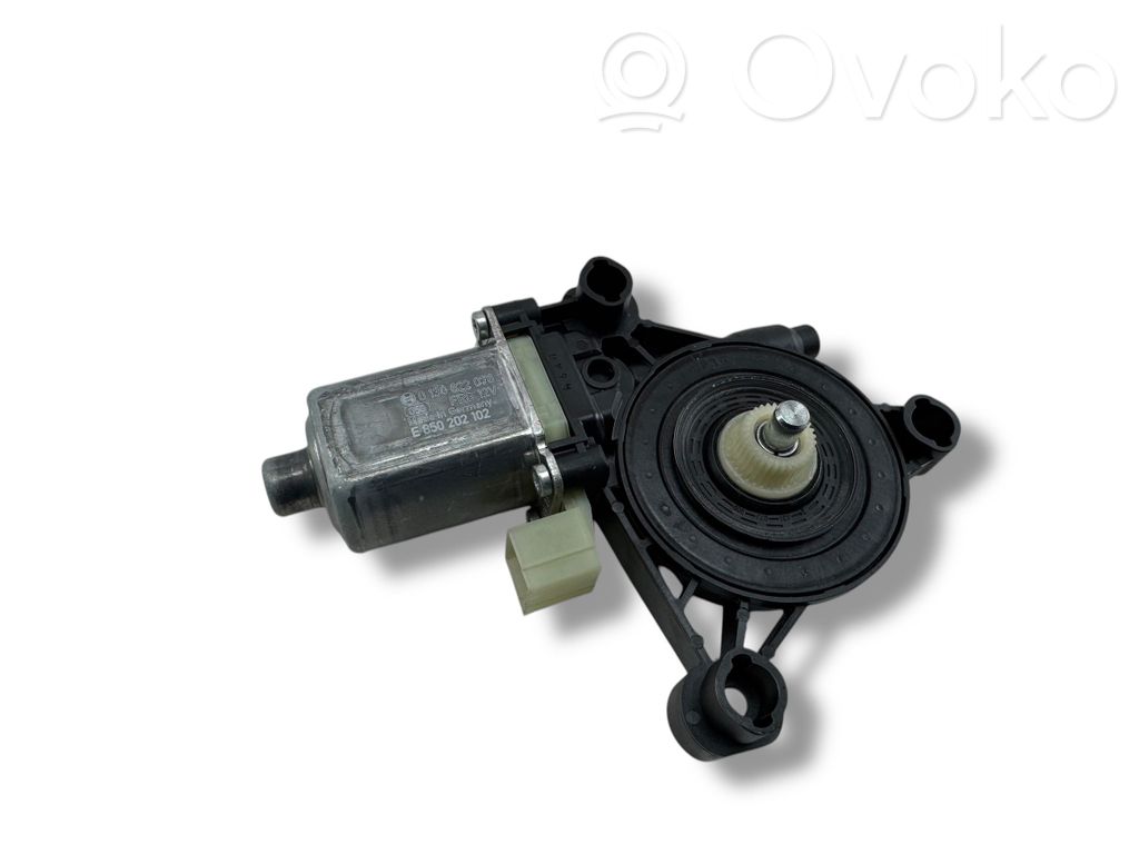 Seat Ateca Silnik regulatora szyby drzwi przednich 