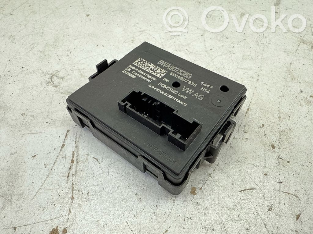 Volkswagen Golf VIII Light module LCM 