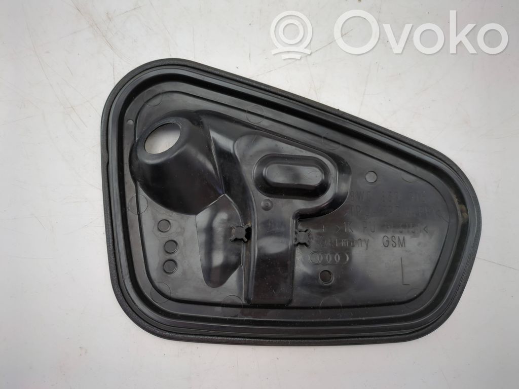 Audi A3 8Y Inne elementy wykończeniowe drzwi tylnych 