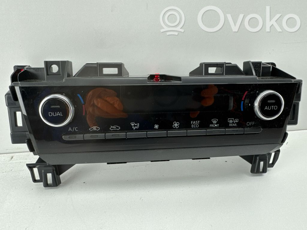Toyota Yaris Cross Climate control unit 