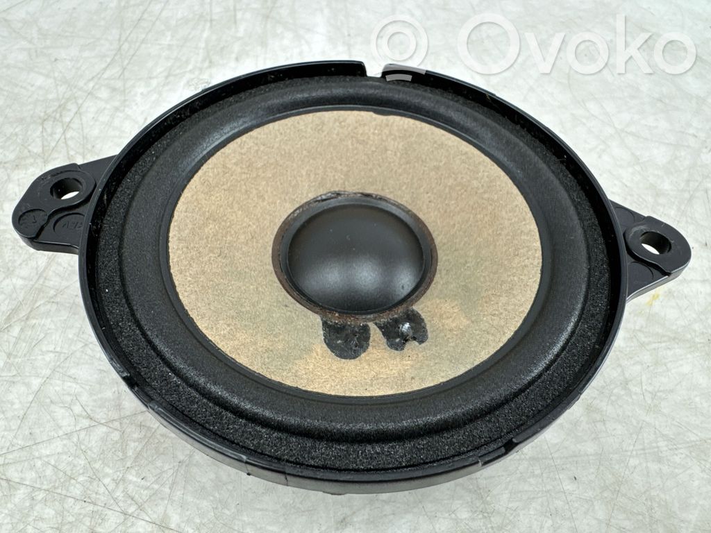 Audi A4 S4 B9 Panel speaker 