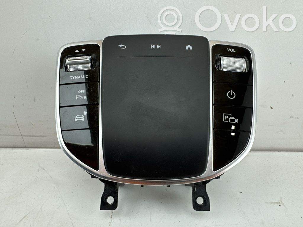 Mercedes-Benz EQC Unidad central de control multimedia 