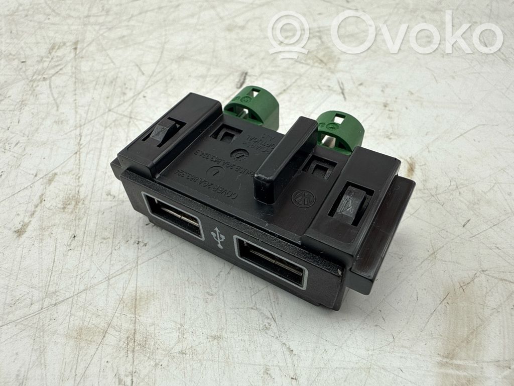 Volkswagen T-Cross Enchufe conector USB 