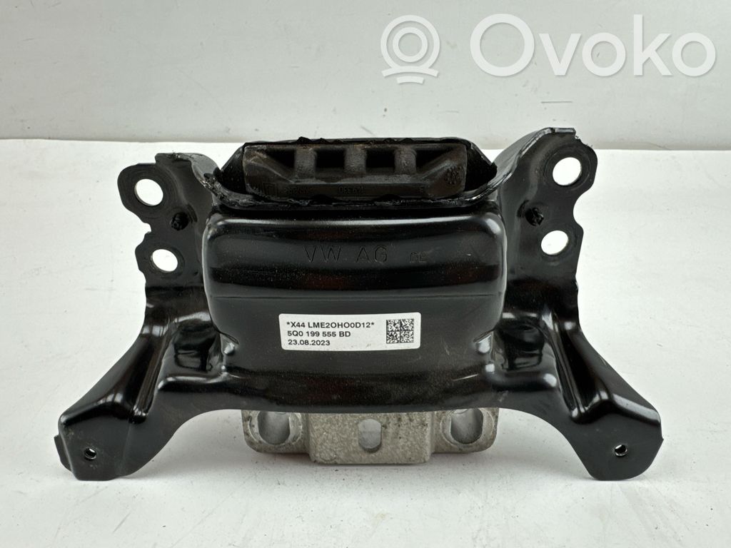 Engine mount bracket   5Q0199555BD