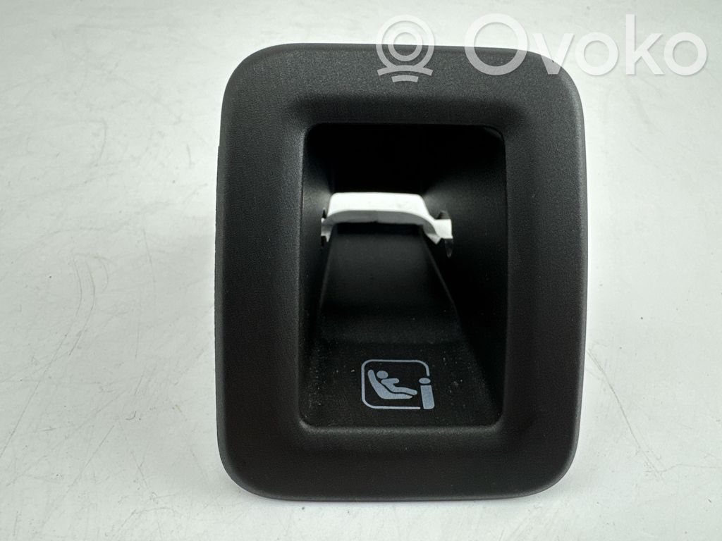 Cubierta ISOFIX   81A887233A