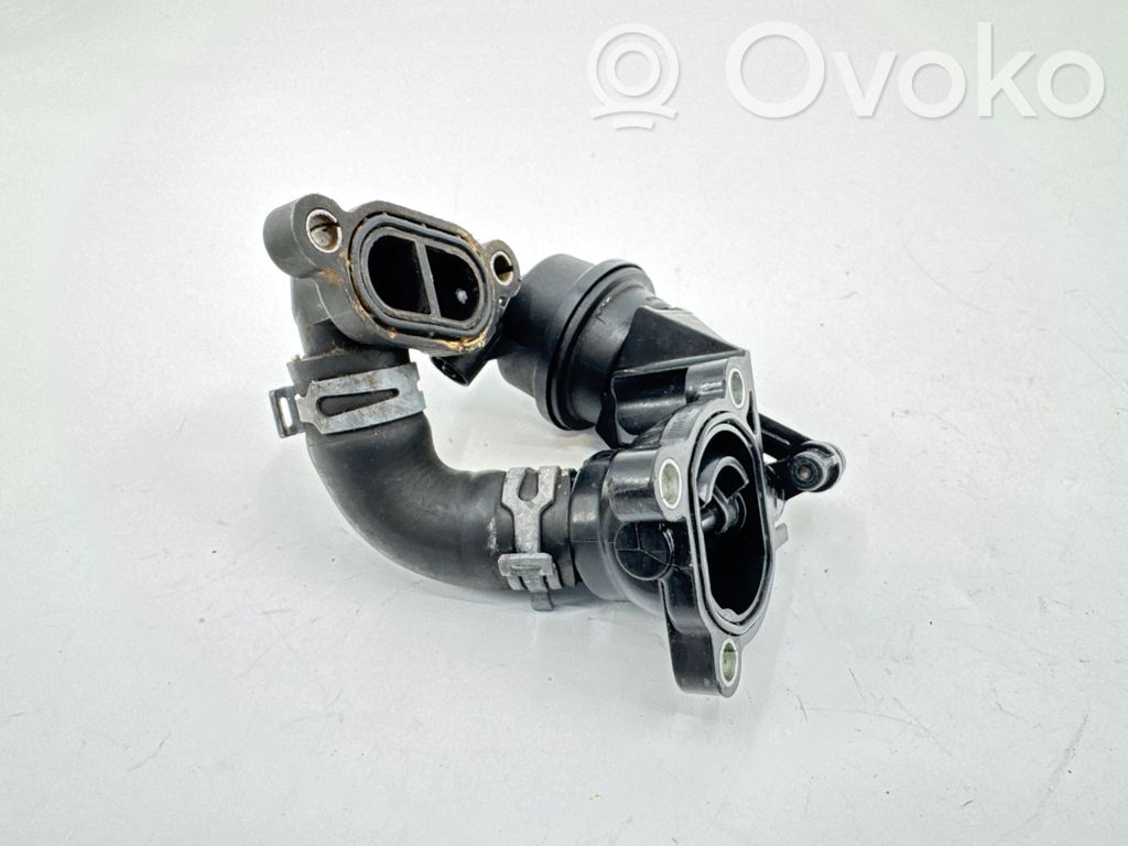 Volkswagen Touareg II Engine coolant pipe/hose 