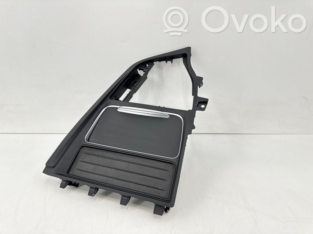 BMW 3 F30 F35 F31 Przedni uchwyt na kubek tunelu środkowego 