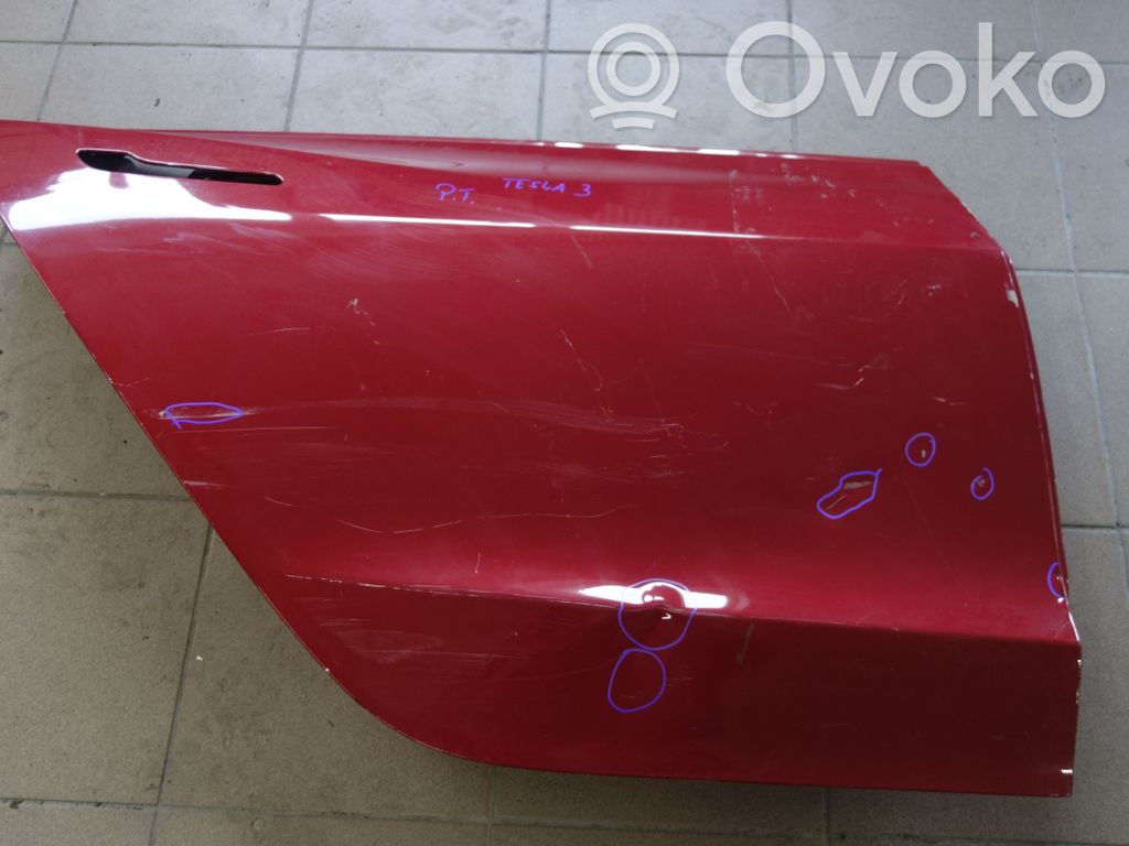 Tesla Model 3 Galinės durys 