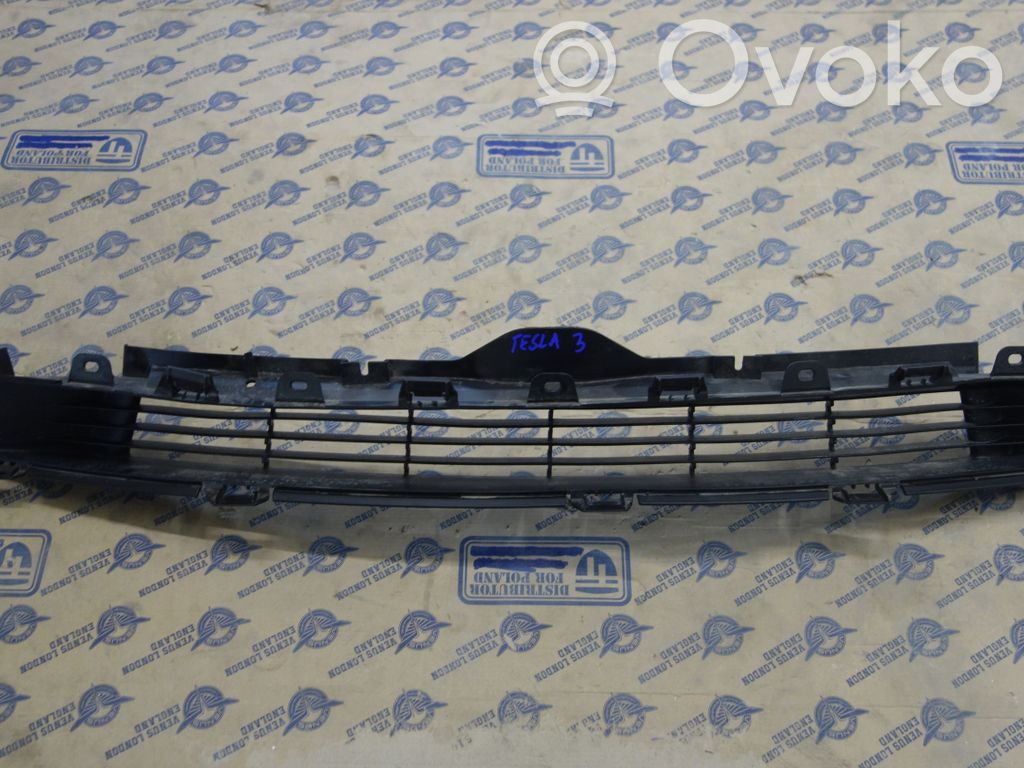 Tesla Model 3 Front bumper lower grill 