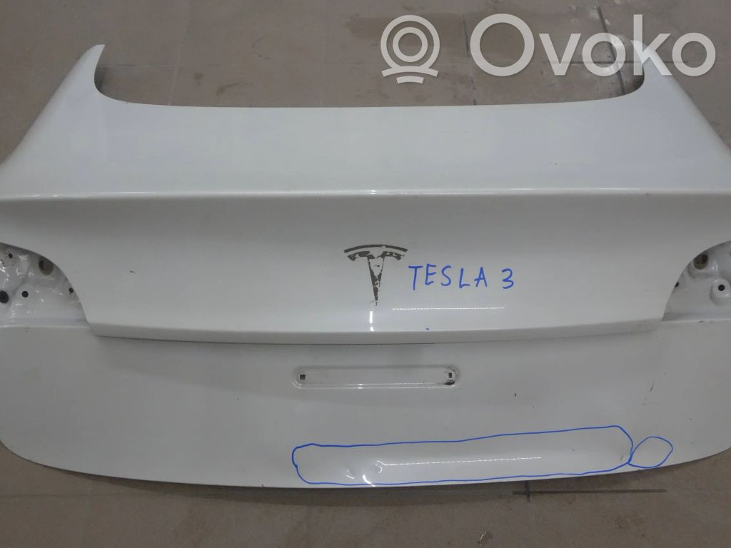 Tesla Model 3 Truck tailgate 