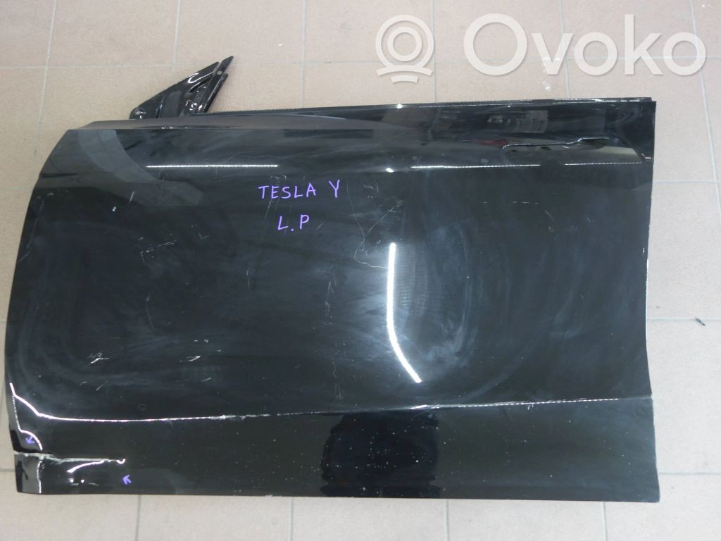 Tesla Model Y Priekinės durys 