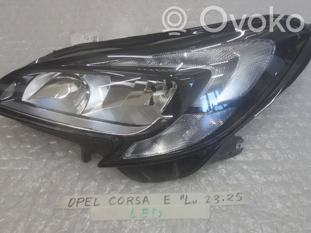 Opel Corsa E Headlight/headlamp 
