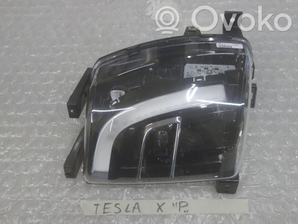 LED Daytime headlight   103433100B,U1032019,055679,0019743700000