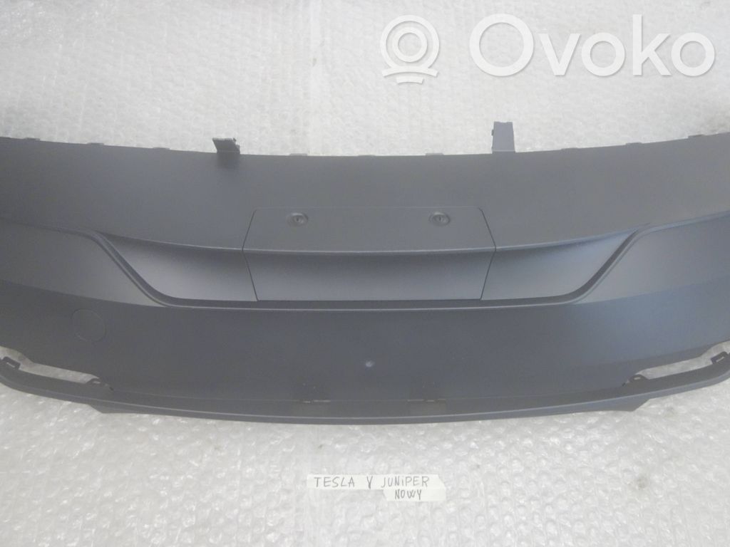 Tesla Model Y Puskuri 