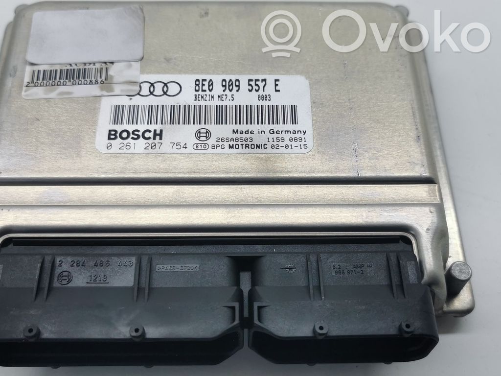 Engine control unit/module   8E0909557E,0261207754