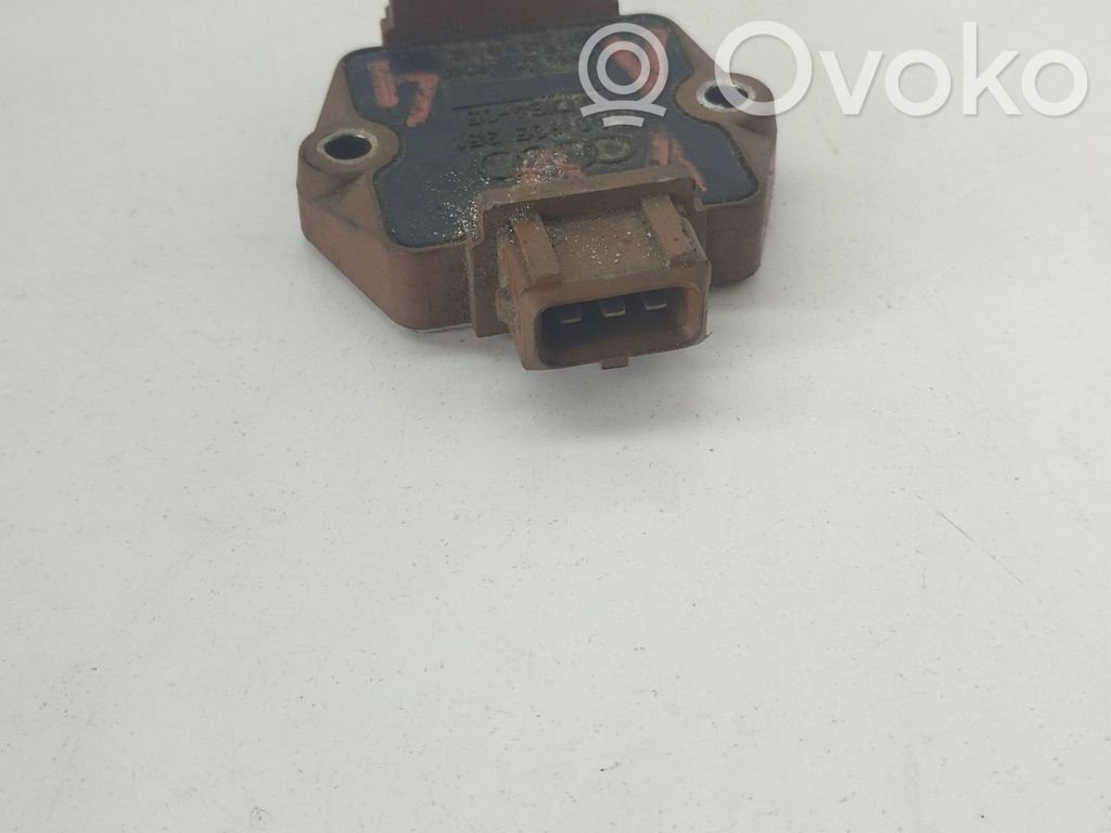 Audi A4 S4 B5 8D Ignition amplifier control unit 
