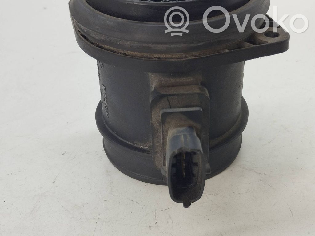 Volvo V70 Przepływomierz masowy powietrza MAF 