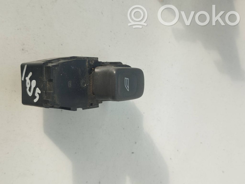Electric window control switch   9472275,99W525