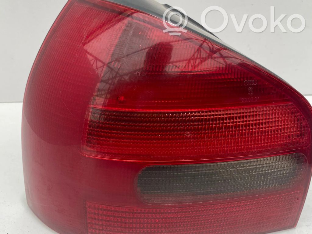 Audi A3 S3 8L Rückleuchte Heckleuchte 
