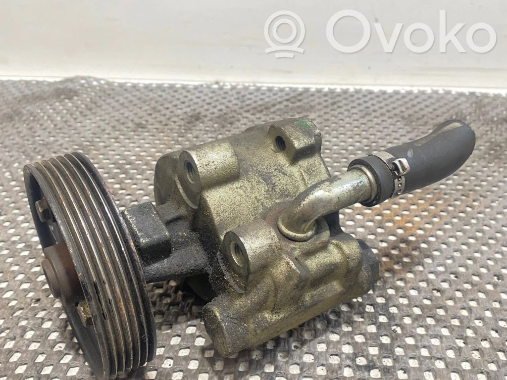 Volvo S40, V40 Ohjaustehostimen pumppu 
