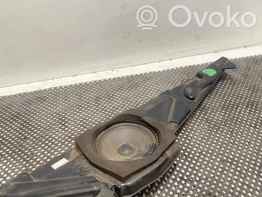 BMW 5 E39 Subwoofer 