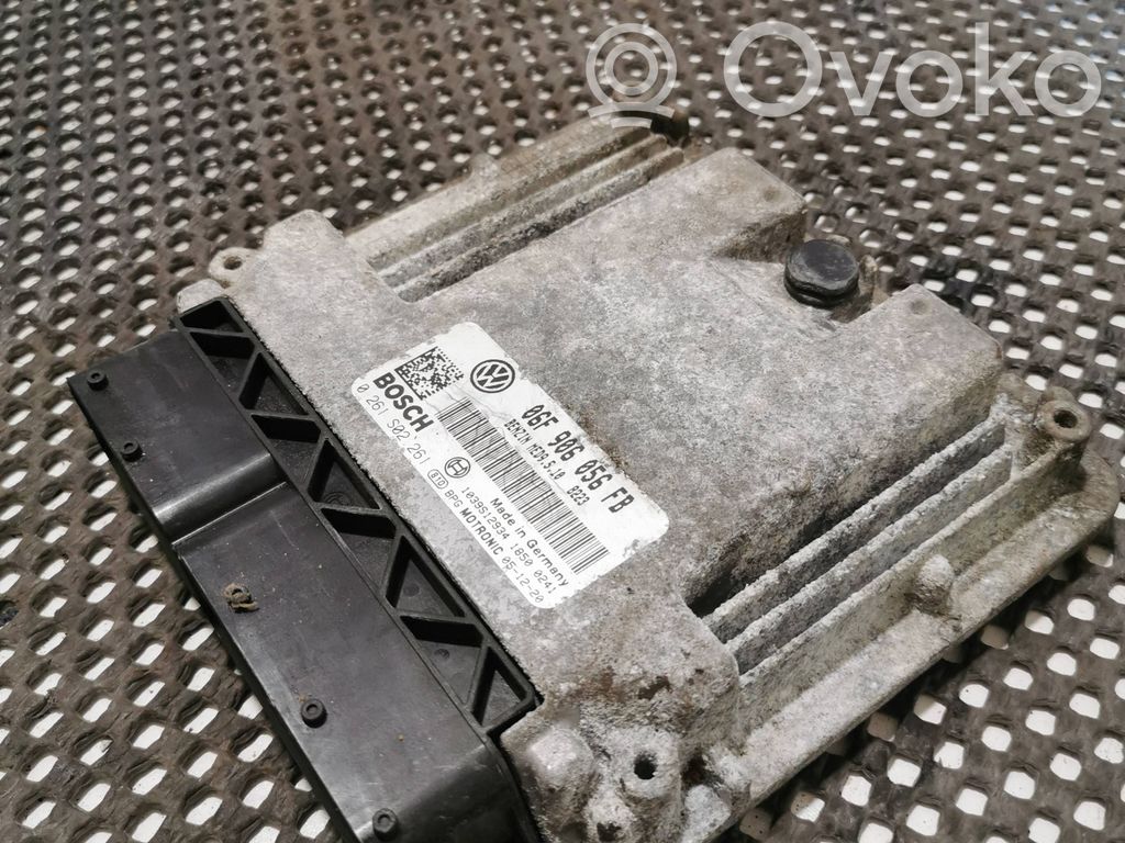 Volkswagen PASSAT B6 Engine control unit/module 