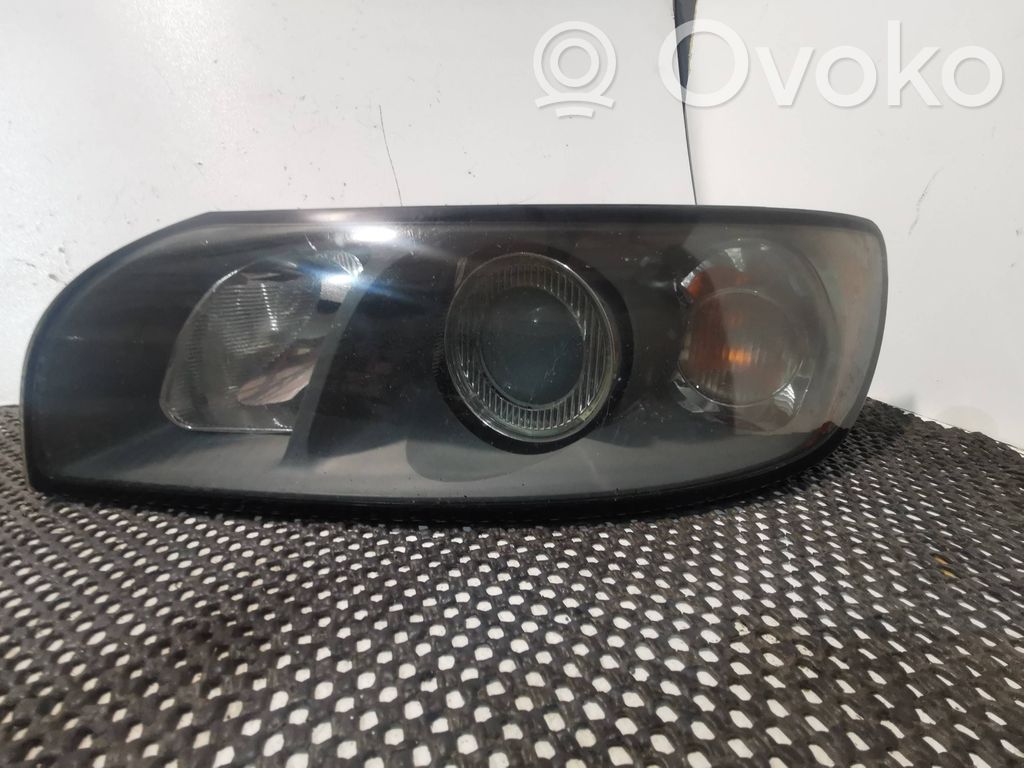 Volvo V50 Priekšējais lukturis 