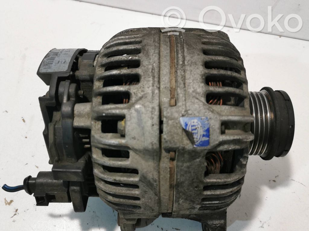 Audi A4 S4 B6 8E 8H Ģenerators 