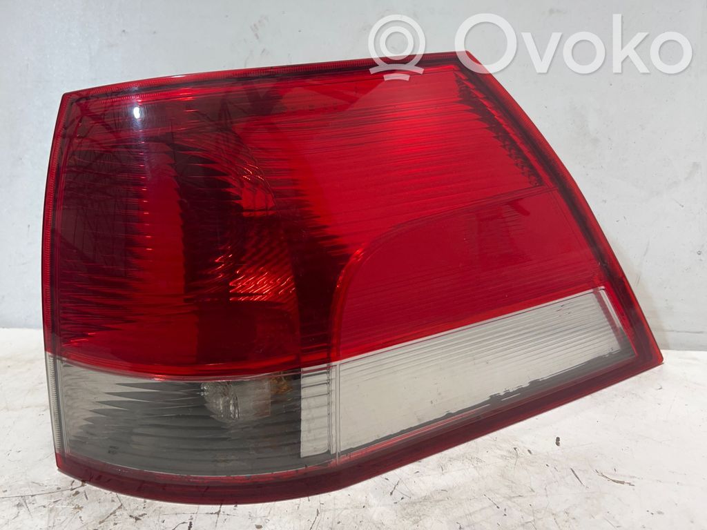 Opel Vectra C Lampa tylna 