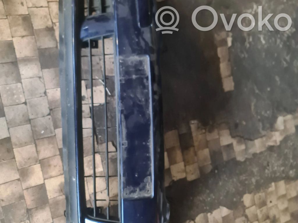 Volkswagen Golf V Front bumper 