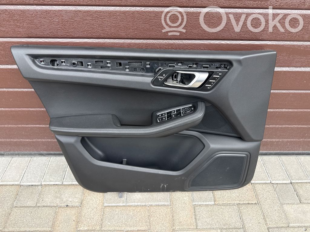 Porsche Macan (95B) Revestimiento de puerta delantera 