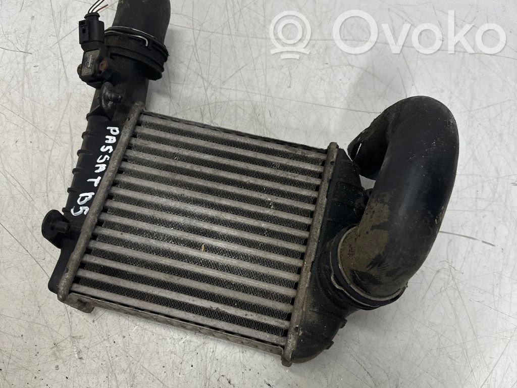 Volkswagen PASSAT B5.5 Radiator intercooler 