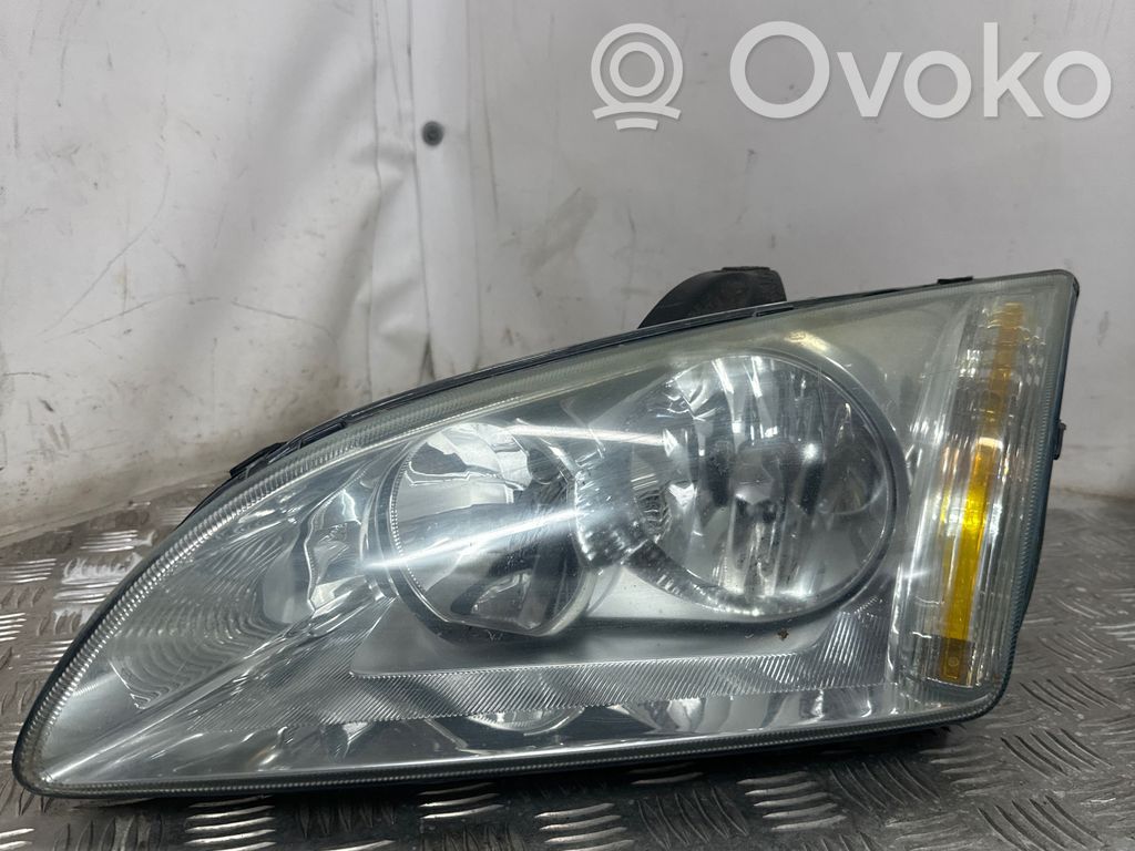 Ford Focus Scheinwerfer 