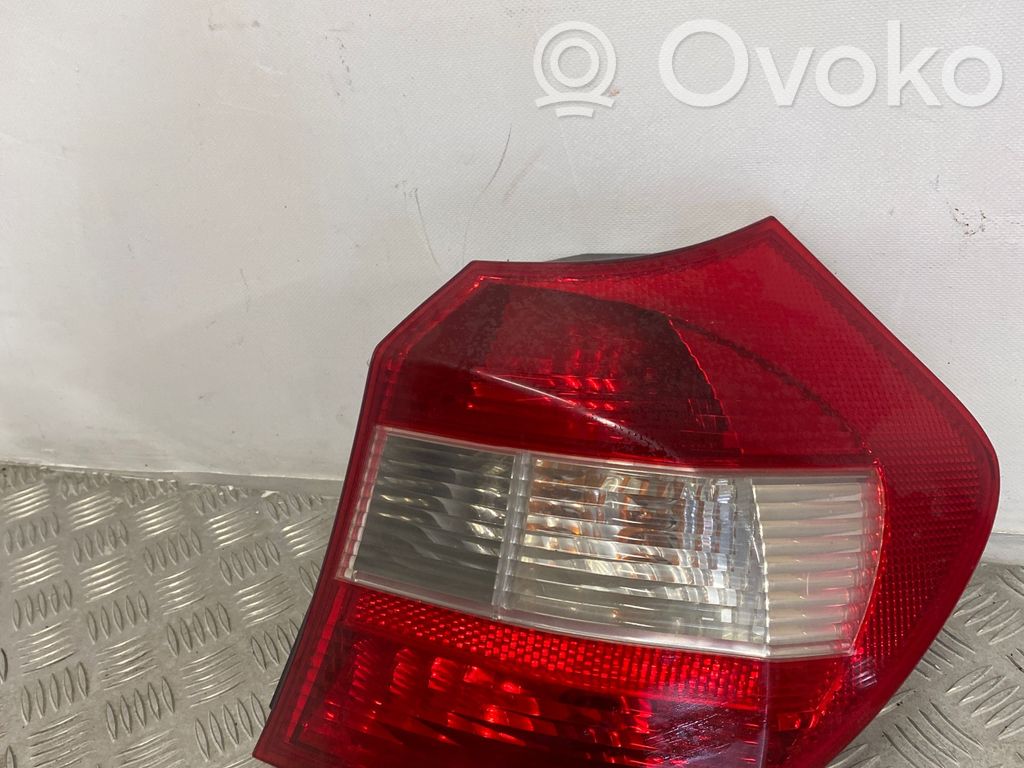 Rear/tail lights   301668,301638,1340510