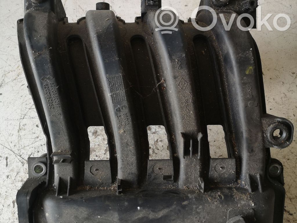 Renault Clio III Kolektor ssący 