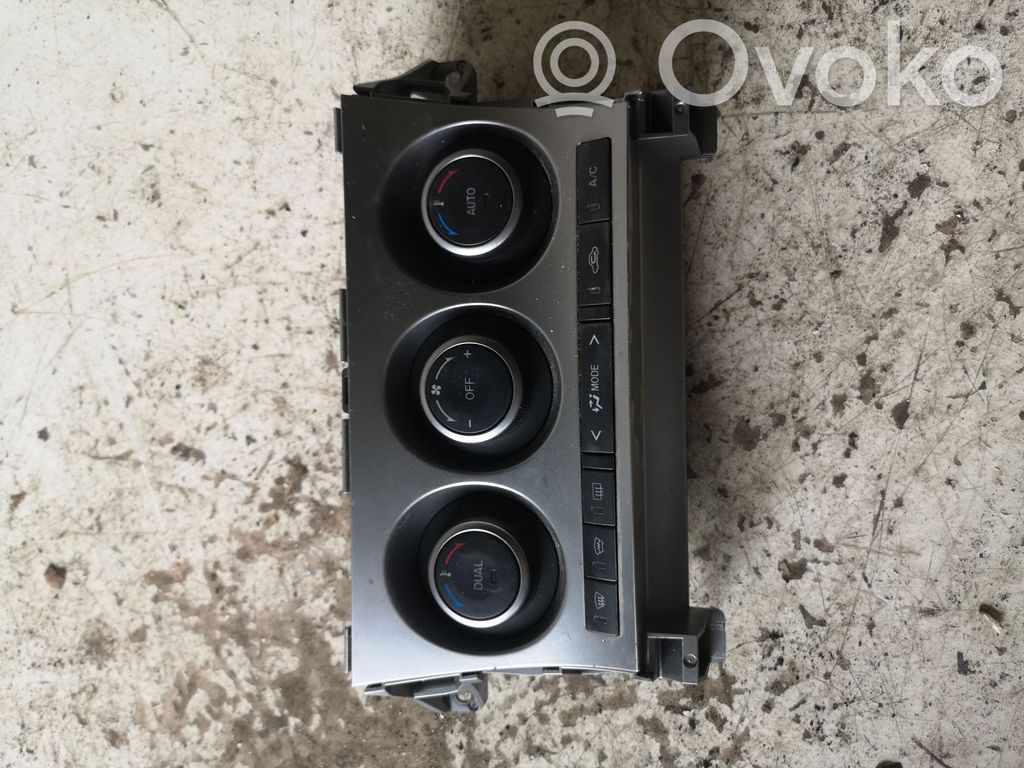 Mazda 3 II Climate control unit 
