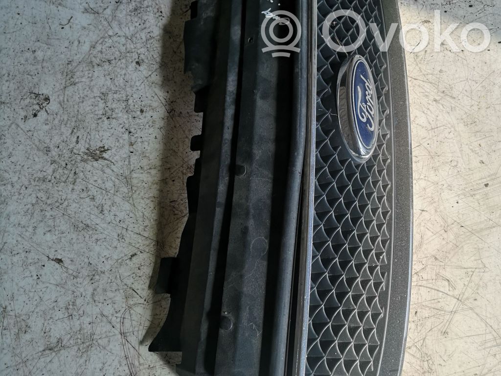 Ford Focus C-MAX Etupuskurin ylempi jäähdytinsäleikkö 