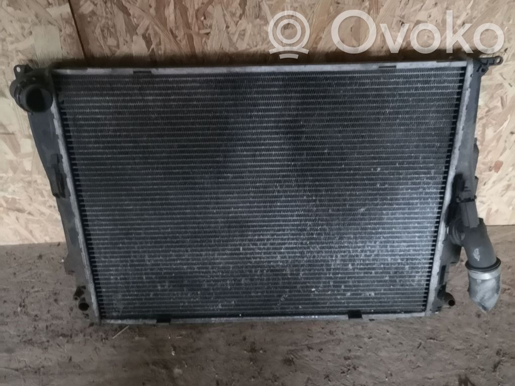 BMW 3 E90 E91 Aušinimo skysčio radiatorius 