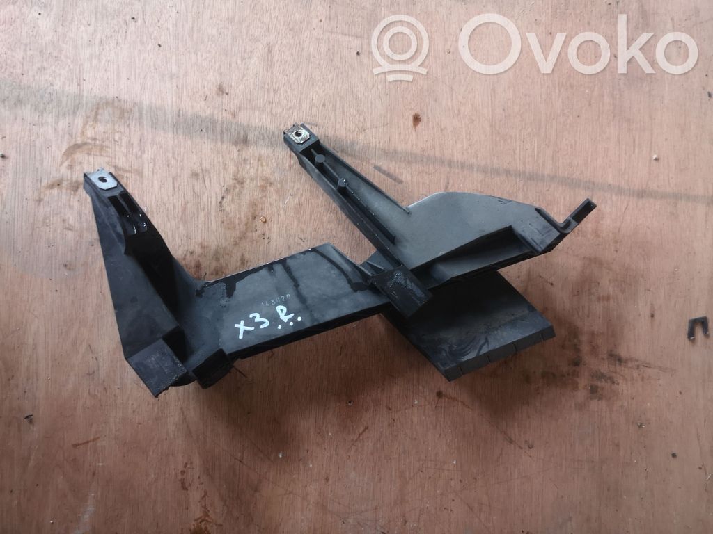 BMW X3 E83 Headlight/headlamp mounting bracket 